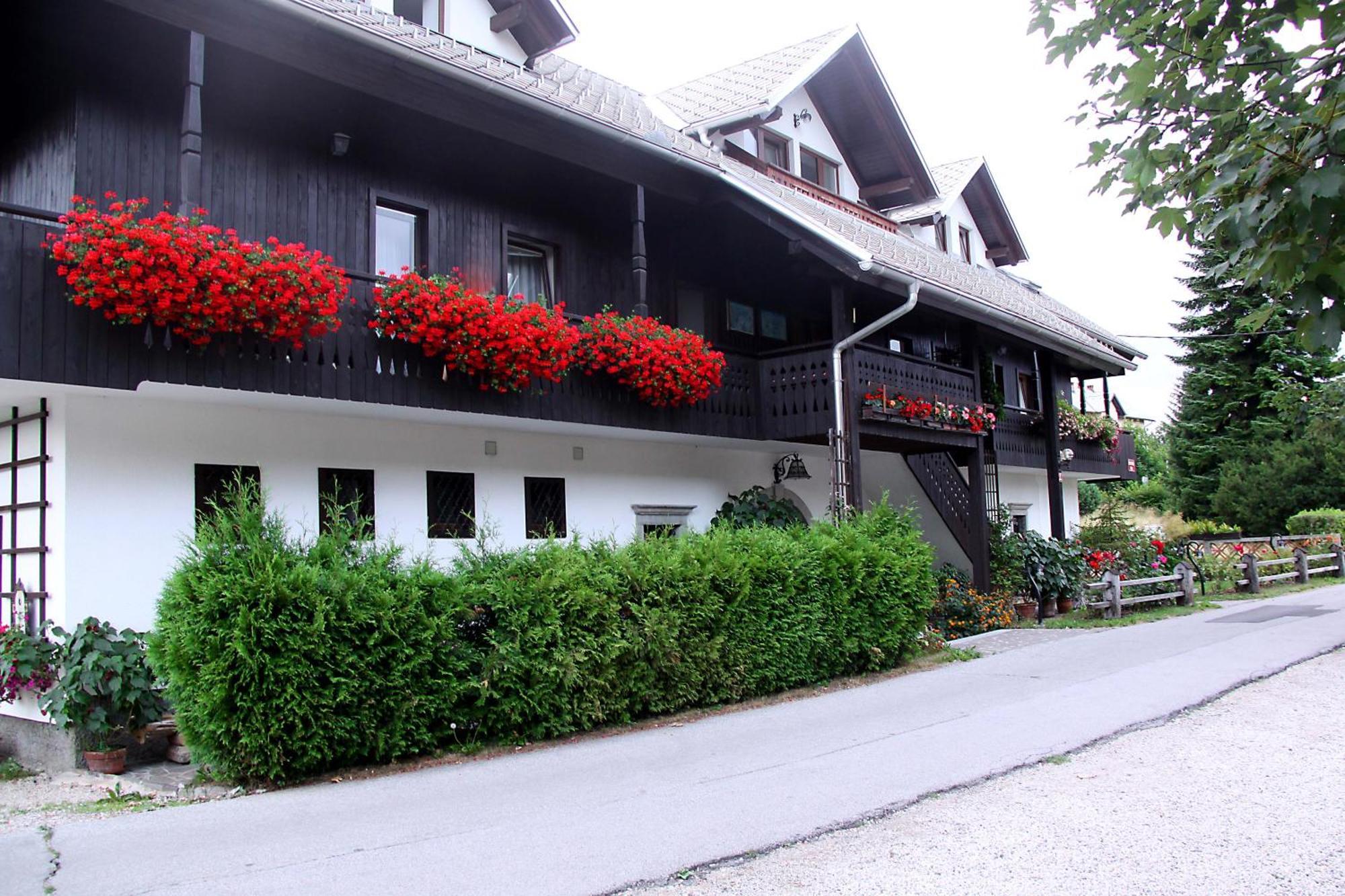 House Klasika - Adults Only Bled Dış mekan fotoğraf